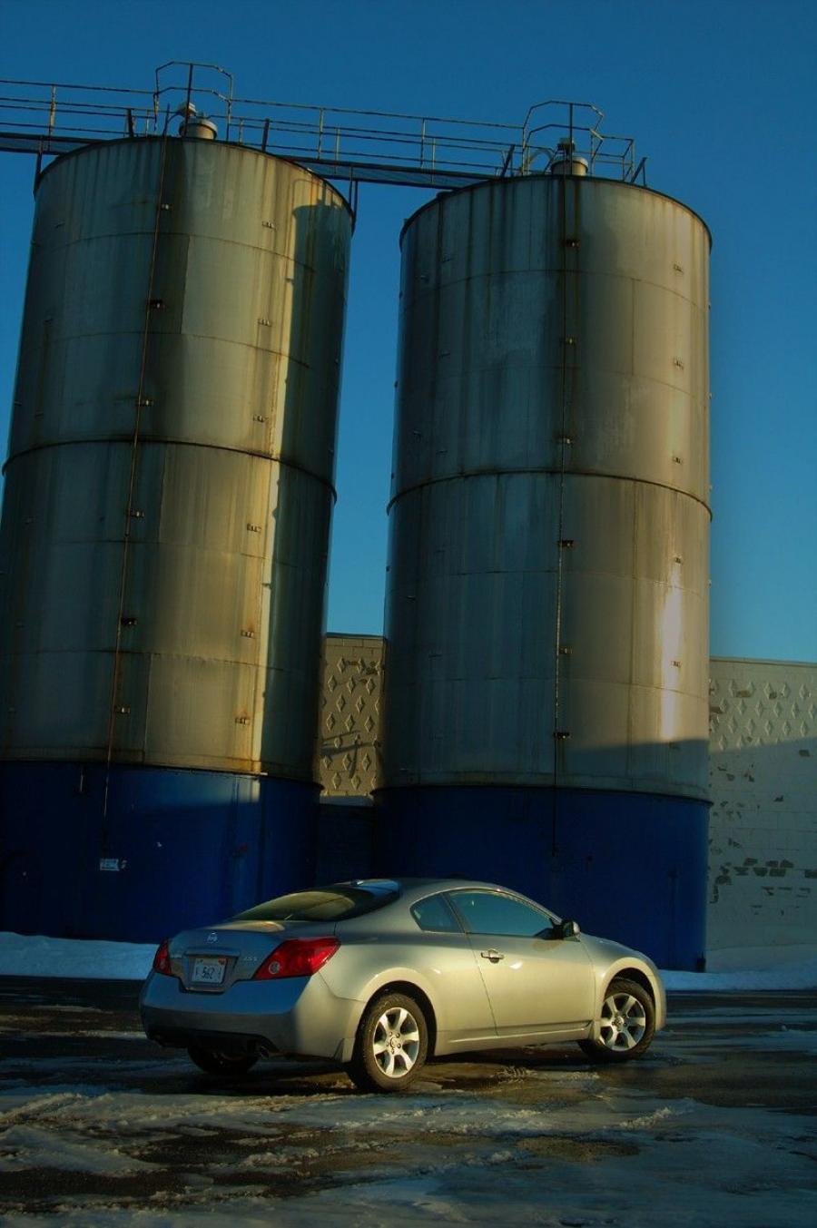  Nissan Altima Coupe 2.5S 2008 года  (фото 49 из 50)
